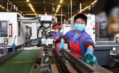 安徽六安:出口訂單生產(chǎn)忙