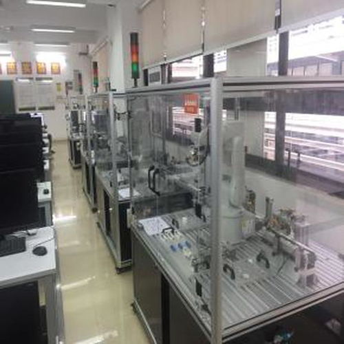 智能制造和工業(yè)機器人實驗教學系統(tǒng)